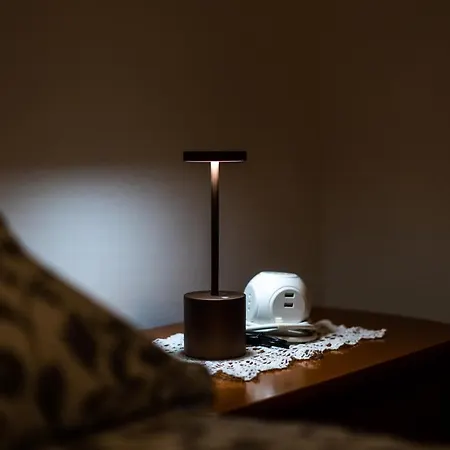 Entire Flat, 1 Minute Walk From Of Garda Apartmán