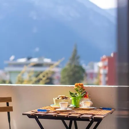 Entire Flat, 1 Minute Walk From Of Garda Apartmán *