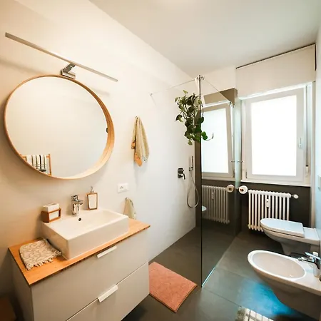 Entire Flat, 1 Minute Walk From Of Garda Riva del Garda